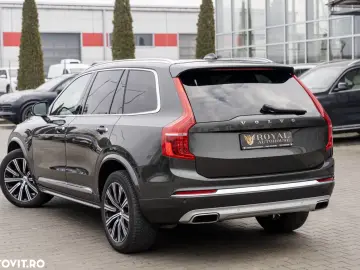 Volvo XC 90 B5 MHEV AWD 7 locuri Inscription