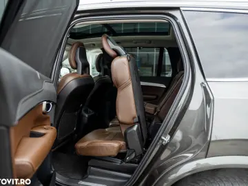 Volvo XC 90 B5 MHEV AWD 7 locuri Inscription