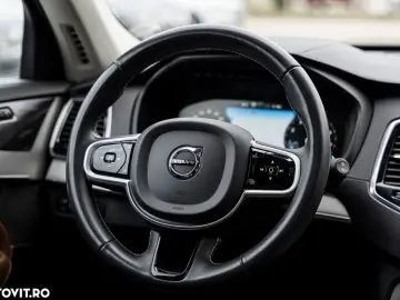 Volvo XC 90 B5 MHEV AWD 7 locuri Inscription