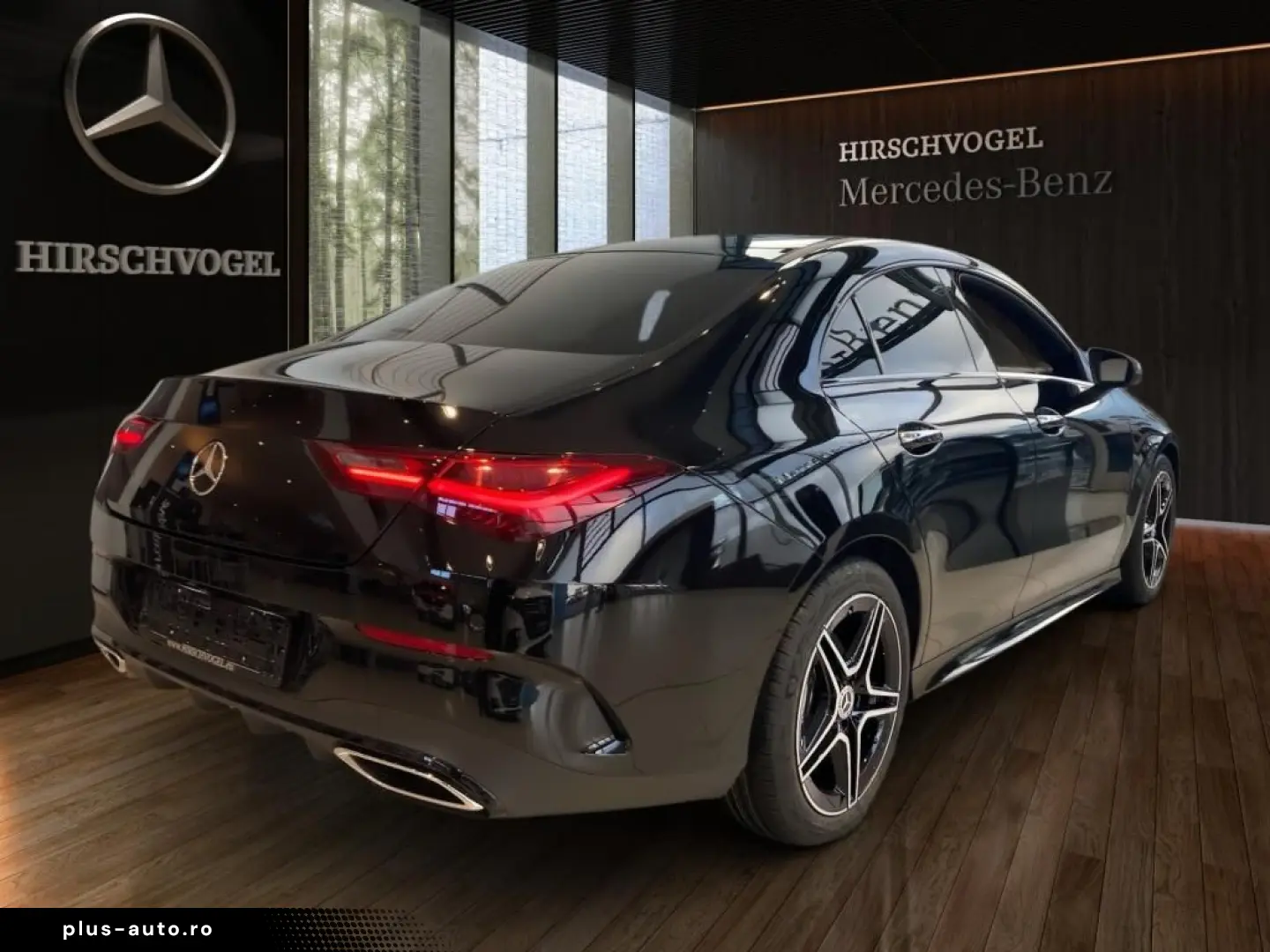 MERCEDES-BENZ CLA 220 d EDI AMG-Line Night AHK DISTR 360-K
