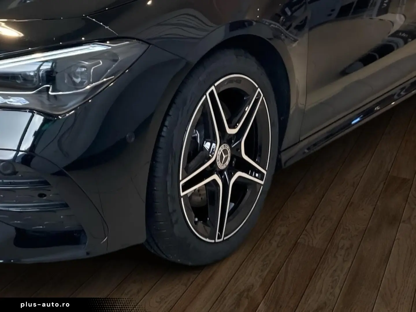 MERCEDES-BENZ CLA 220 d EDI AMG-Line Night AHK DISTR 360-K