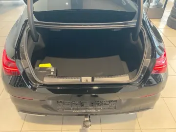 MERCEDES-BENZ CLA 220 d EDI AMG-Line Night AHK DISTR 360-K