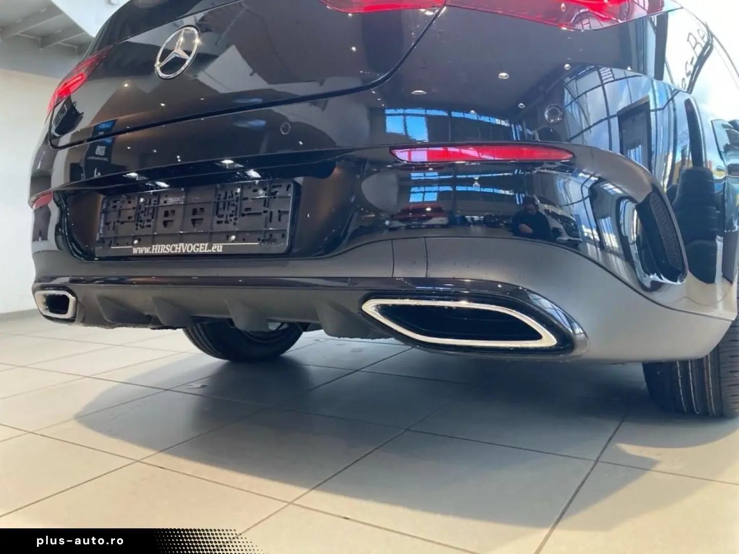 MERCEDES-BENZ CLA 220 d EDI AMG-Line Night AHK DISTR 360-K