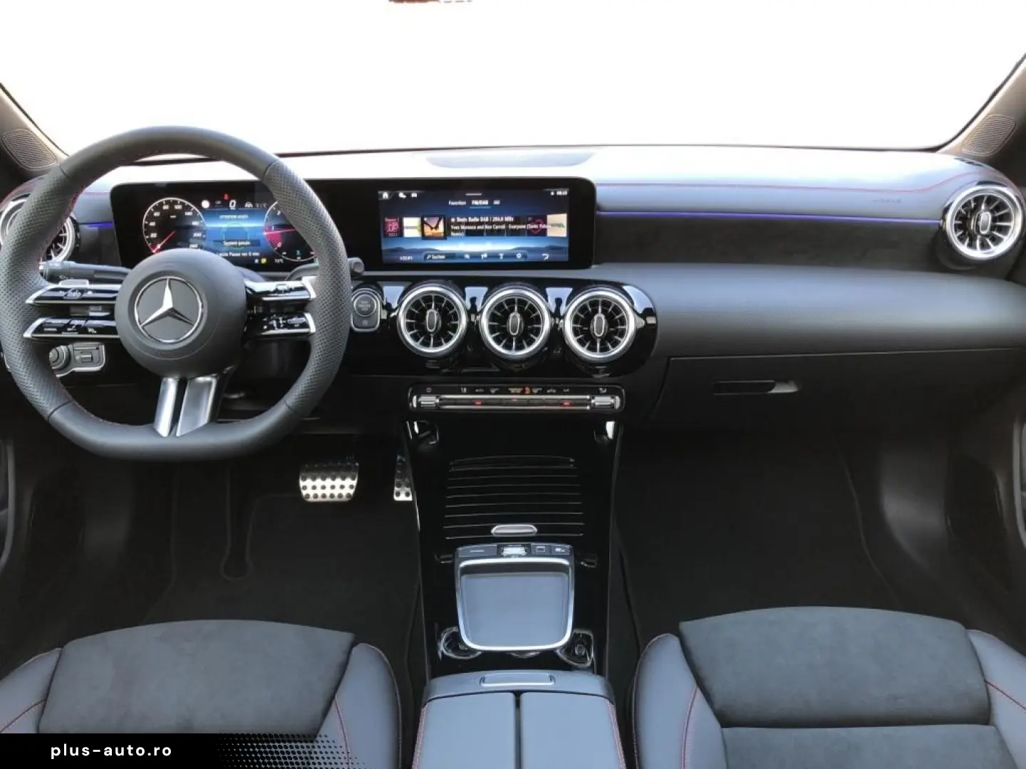 MERCEDES-BENZ CLA 220 d Coupe AMG ILS MBUX MBeam Night Pano