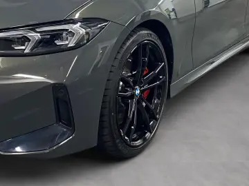 BMW 330i xDrive M Sport Navi Harman K Kamera LED