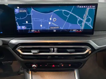 BMW 330i xDrive M Sport Navi Harman K Kamera LED