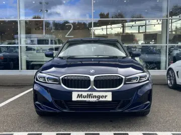 BMW 330e HUD LivePr. Leas ab 318 - brutto 0 -Anz