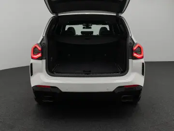 BMW X3 M40i Panorama Kamera HUD DAB HiFi LED 20Zoll