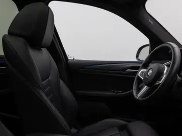 BMW X3 M40i Panorama Kamera HUD DAB HiFi LED 20Zoll