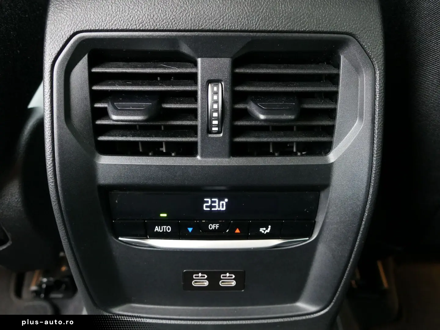 BMW 330e M Shadow HUD eSitze Sound Kamera Driving