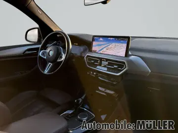 BMW X3 M40 D Sportpaket AHK-klappbar Navi Leder Digi