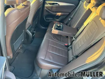 BMW X3 M40 D Sportpaket AHK-klappbar Navi Leder Digi