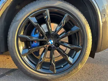BMW X3 M40 D Sportpaket AHK-klappbar Navi Leder Digi
