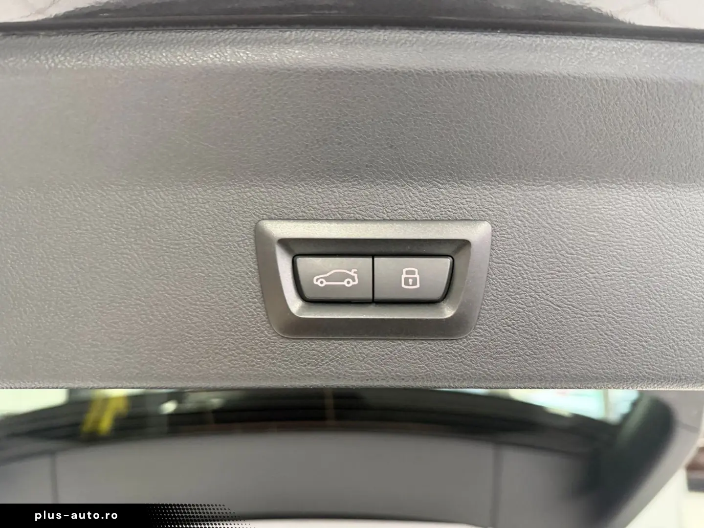 BMW X3 M40d LASER PANO HUD H-K KEYL MEMO ALARM 360