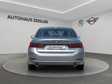 BMW 330e Limousine UPE 70.530 --