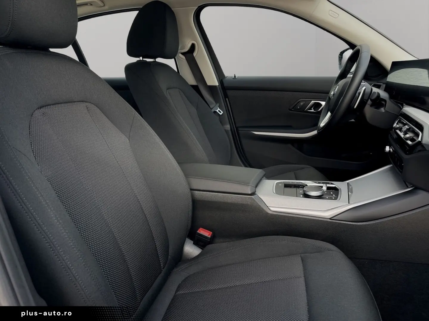 BMW 330e Limousine UPE 70.530 --