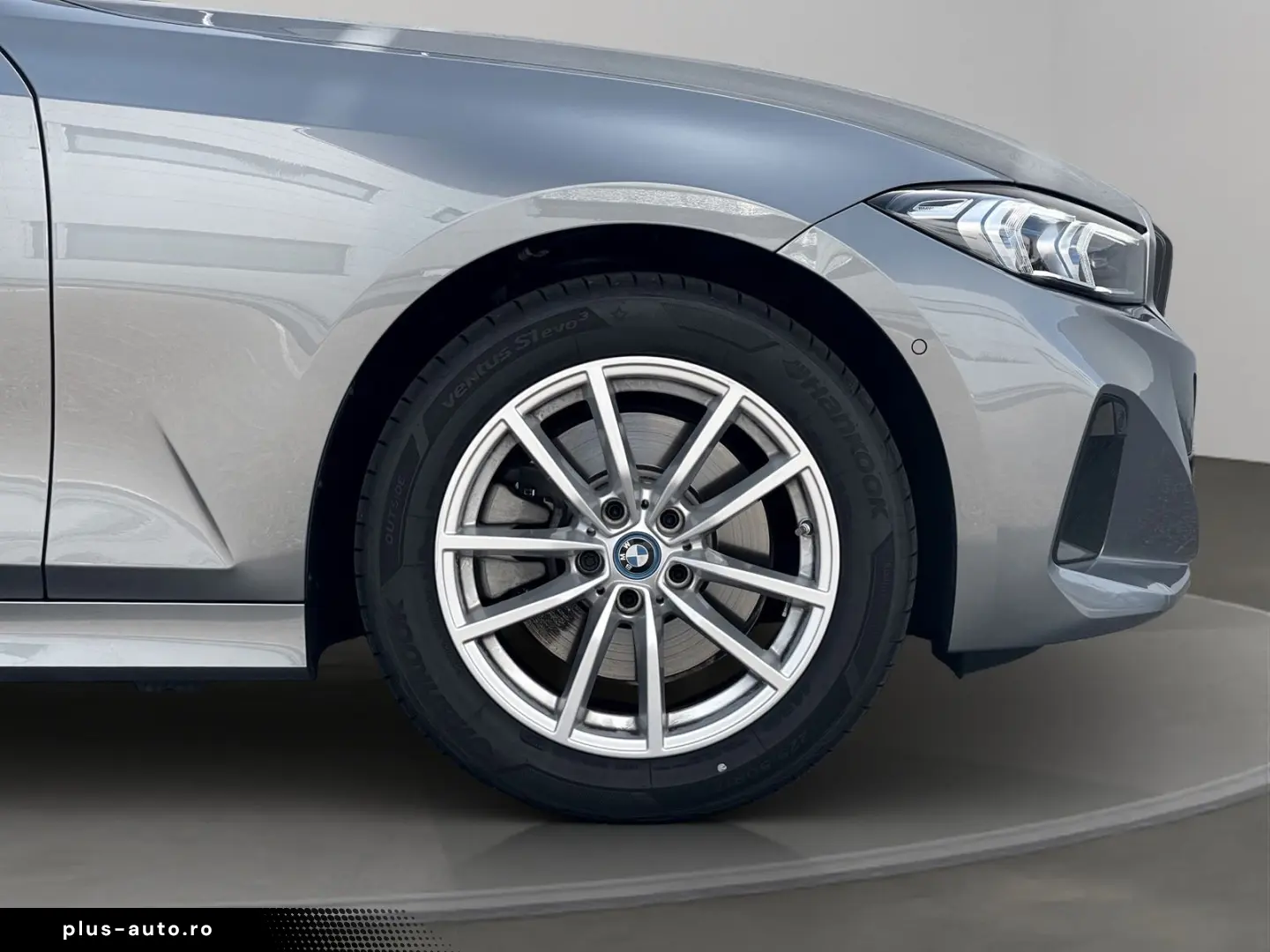 BMW 330e Limousine UPE 70.530 --