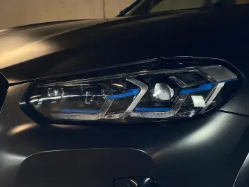 BMW X3 M40d Mild-Hybrid xDrive   Head-Up Display