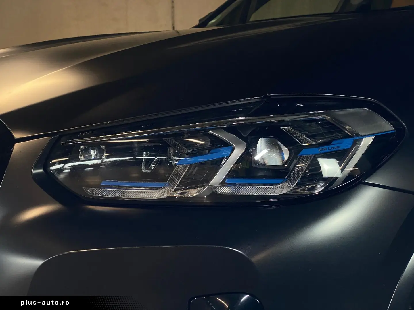 BMW X3 M40d Mild-Hybrid xDrive   Head-Up Display