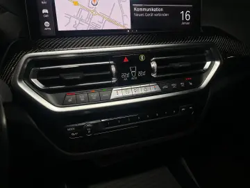 BMW X3 M40d Mild-Hybrid xDrive   Head-Up Display
