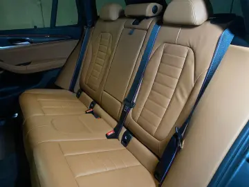 BMW X3 M40d Mild-Hybrid xDrive   Head-Up Display