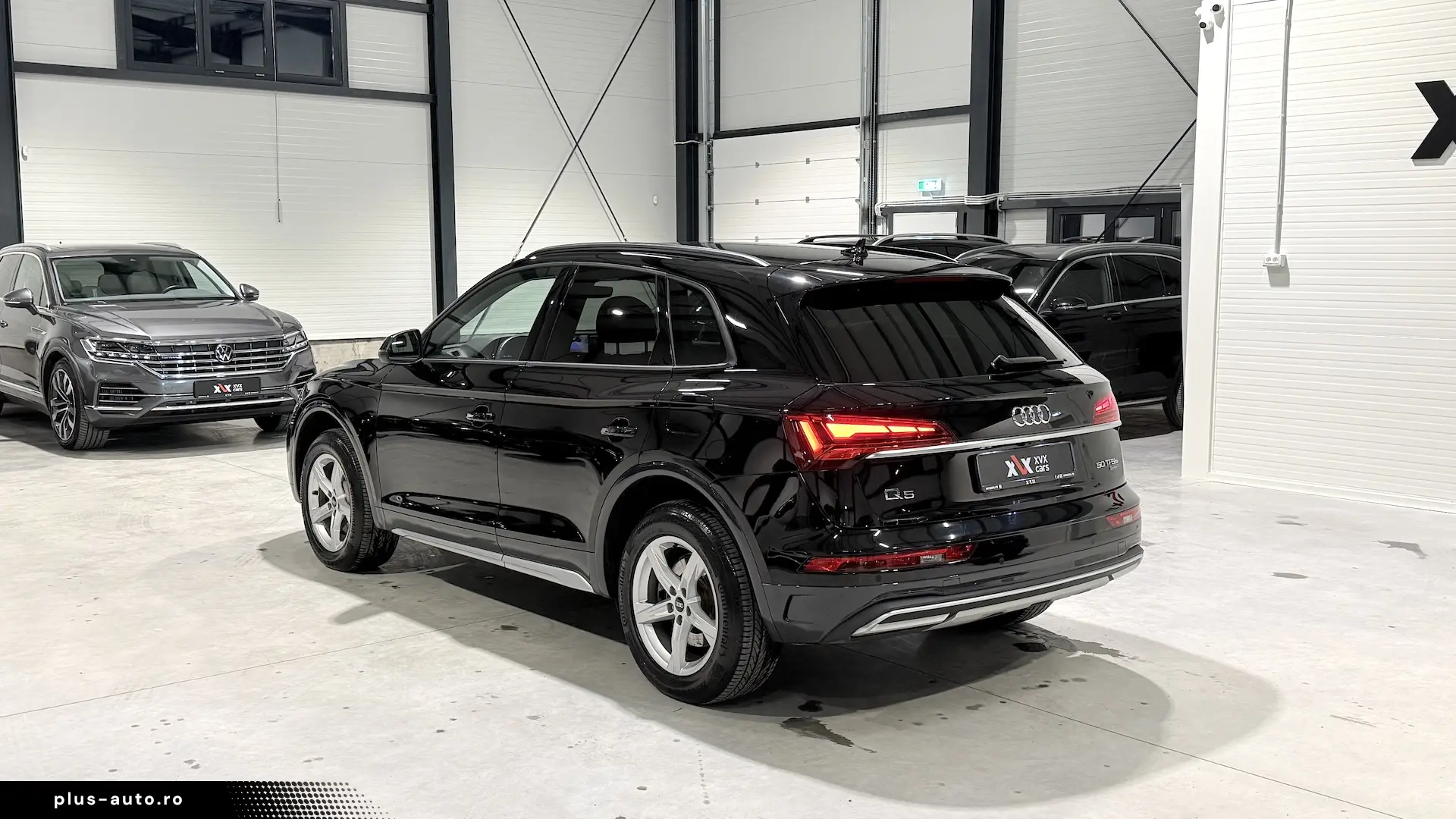 Audi Q5 50 TFSIe Quattro Lumini Ambientale Cockpit