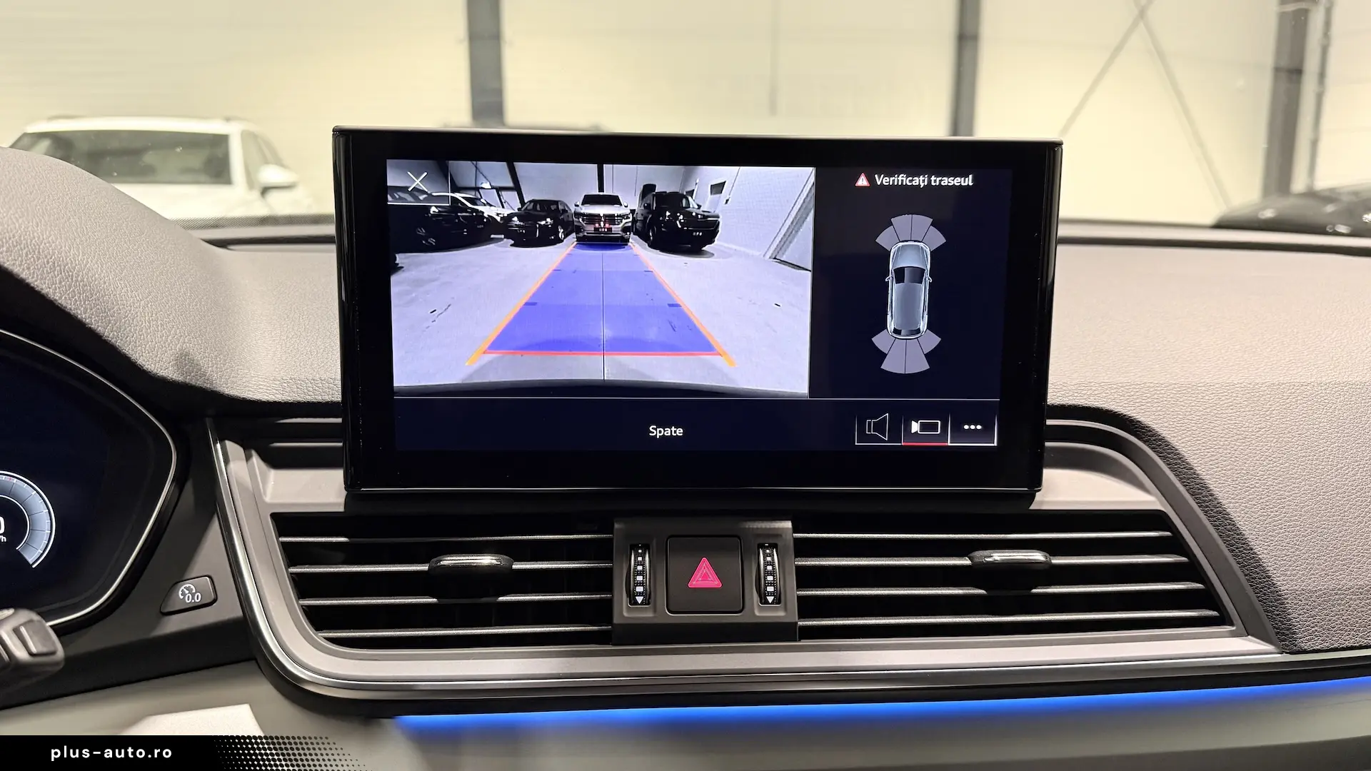 Audi Q5 50 TFSIe Quattro Lumini Ambientale Cockpit