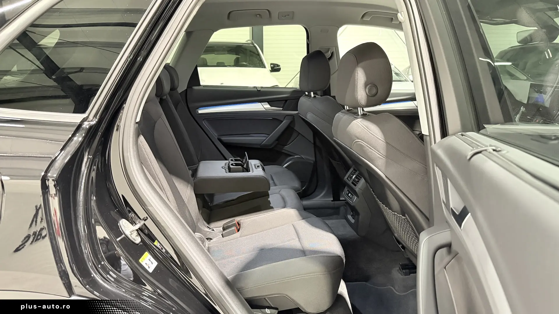 Audi Q5 50 TFSIe Quattro Lumini Ambientale Cockpit