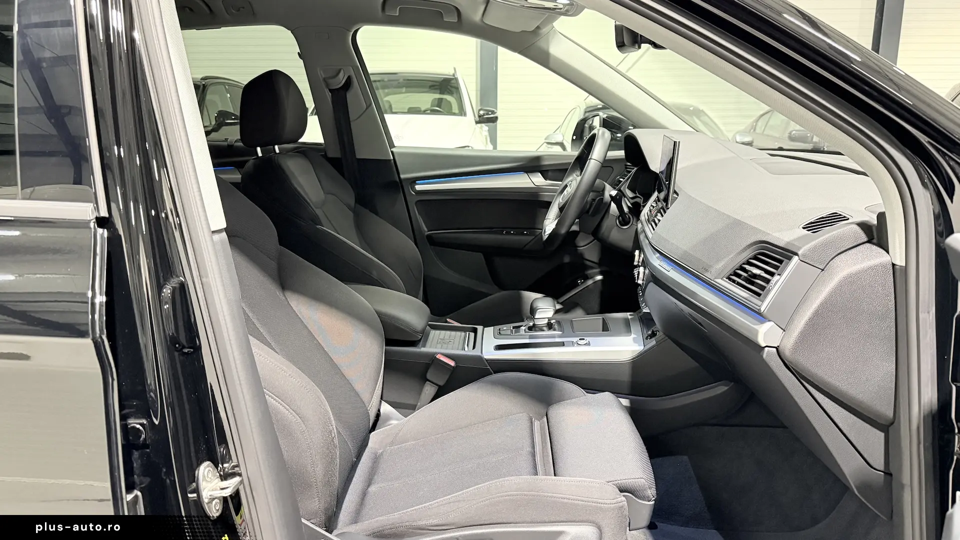 Audi Q5 50 TFSIe Quattro Lumini Ambientale Cockpit