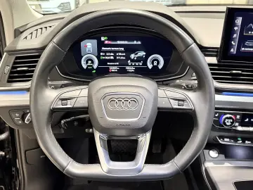Audi Q5 50 TFSIe Quattro Lumini Ambientale Cockpit