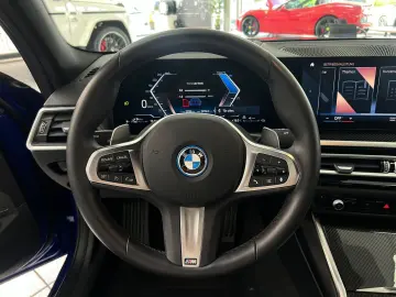 BMW 330 e M-Sport Pro HUD H K KAM SHADOW-LINE LED