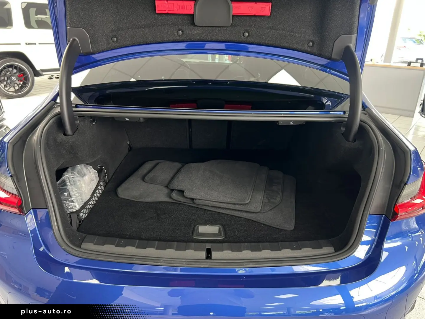 BMW 330 e M-Sport Pro HUD H K KAM SHADOW-LINE LED