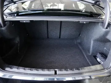 BMW 320i xDrive M Sport ACC Kamera 6.111km