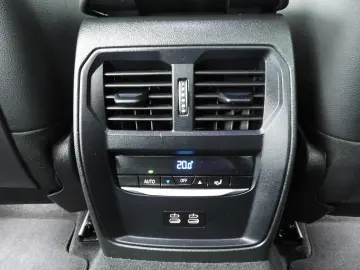 BMW 320 3 Serie Sedan 320i   M-Sportpakket   LED   L