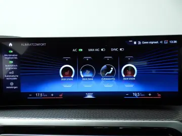 BMW 320 3 Serie Sedan 320i   M-Sportpakket   LED   L