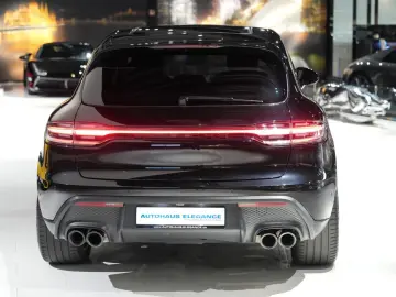 PORSCHE Macan CHRONO 18-WEGE LUFTFEDER PDK PANO BOSE R20