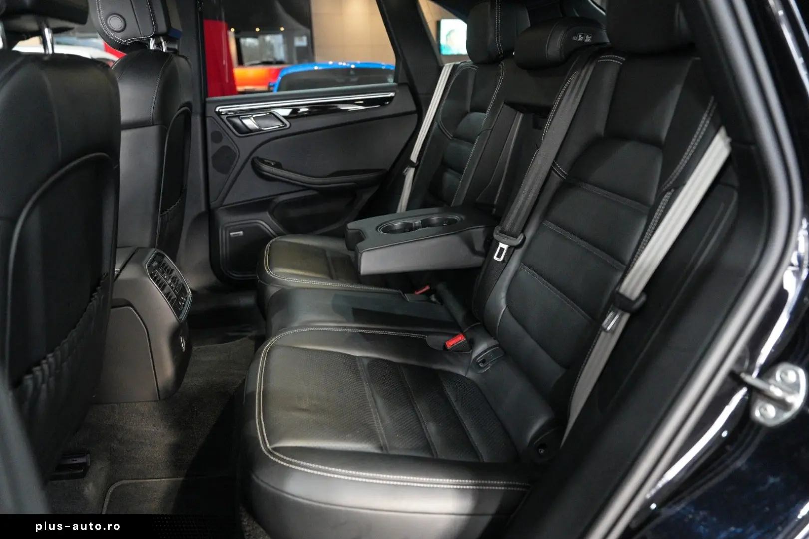 PORSCHE Macan CHRONO 18-WEGE LUFTFEDER PDK PANO BOSE R20