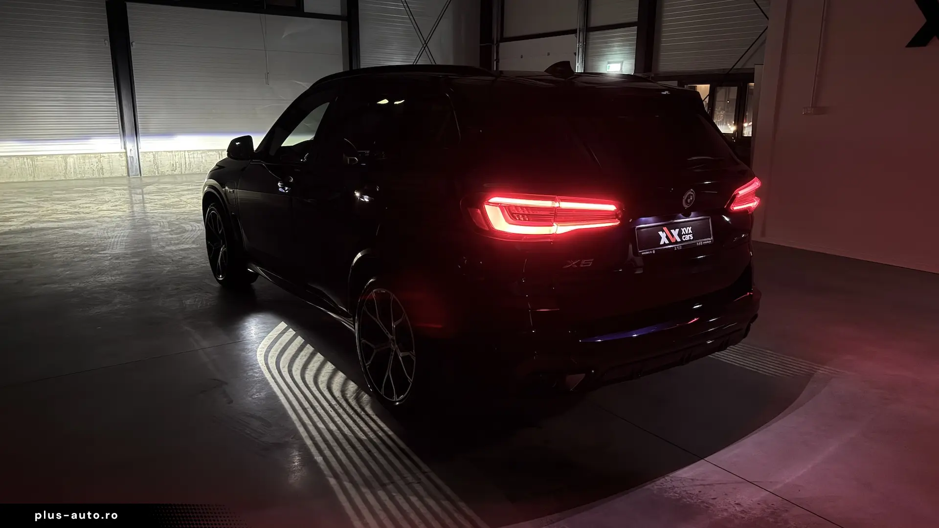 BMW X5 M xDrive45e Shadowline Cristal Pneumatic