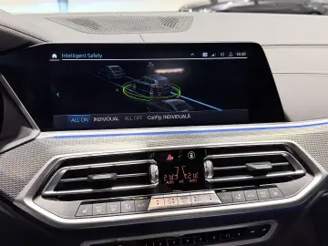 BMW X5 M xDrive45e Shadowline Cristal Pneumatic