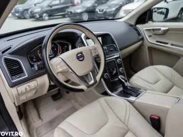 Volvo XC 60 D4 AWD Geartronic Summum