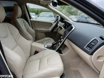 Volvo XC 60 D4 AWD Geartronic Summum