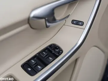 Volvo XC 60 D4 AWD Geartronic Summum