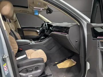 Volkswagen Touareg Elegance 4Motion 3.0 electric TSI eHybrid