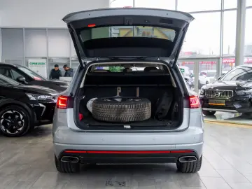 Volkswagen Touareg Elegance 4Motion 3.0 electric TSI eHybrid