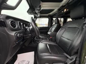 JEEP Wrangler Unlimited Plug-In Sahara