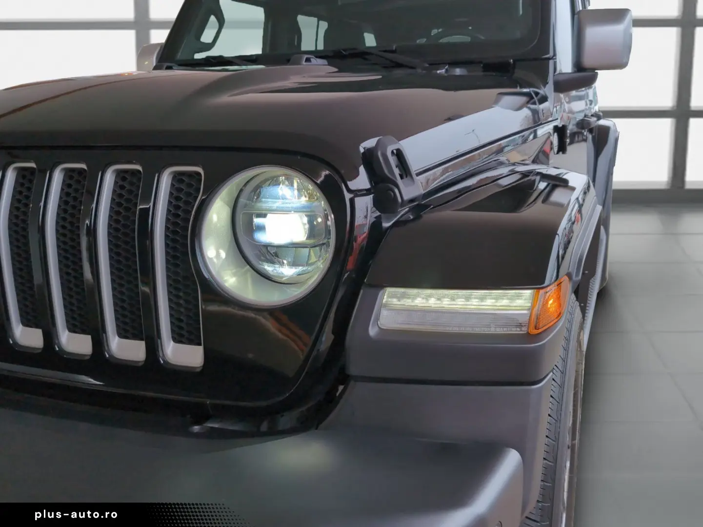 JEEP  2.0 T-GDI 4WD Sahara  Dual-Top Alpine LED BLIS