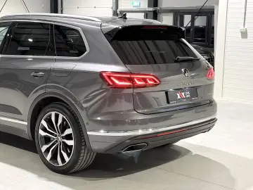 VW Touareg Int. Alb Panoramic IQ Light Masaj Ventilatie