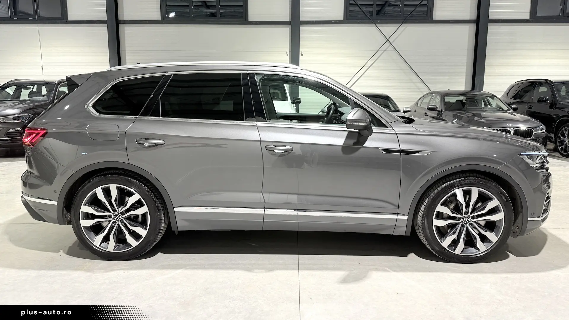 VW Touareg Int. Alb Panoramic IQ Light Masaj Ventilatie