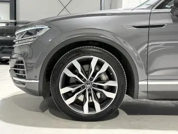VW Touareg Int. Alb Panoramic IQ Light Masaj Ventilatie