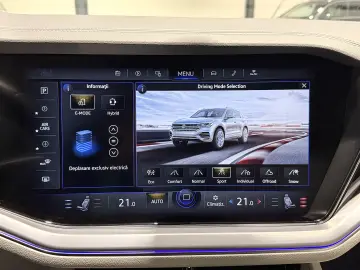 VW Touareg Int. Alb Panoramic IQ Light Masaj Ventilatie